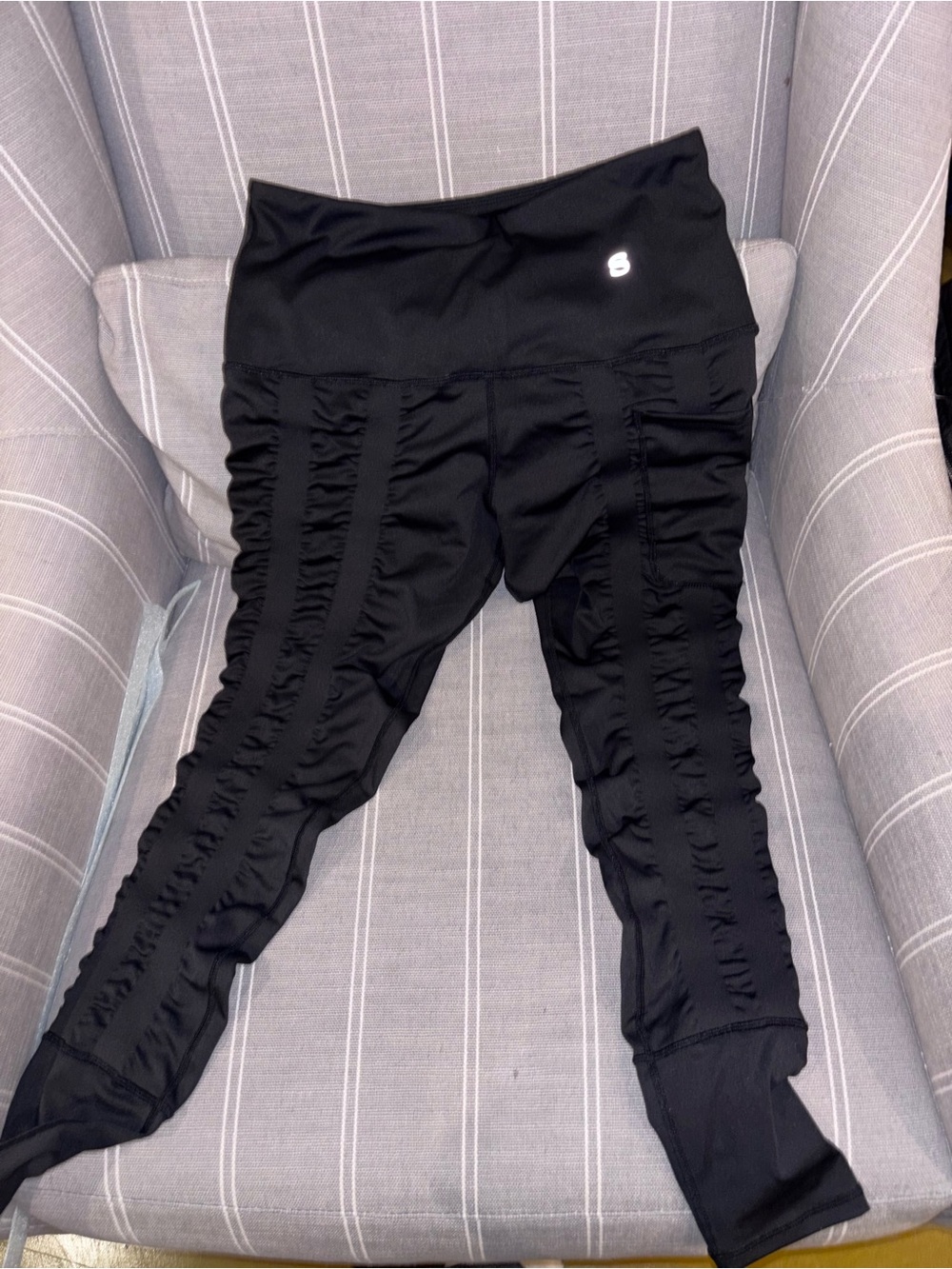 Skinnify resistant bandit workout pants, black size medium new without tag